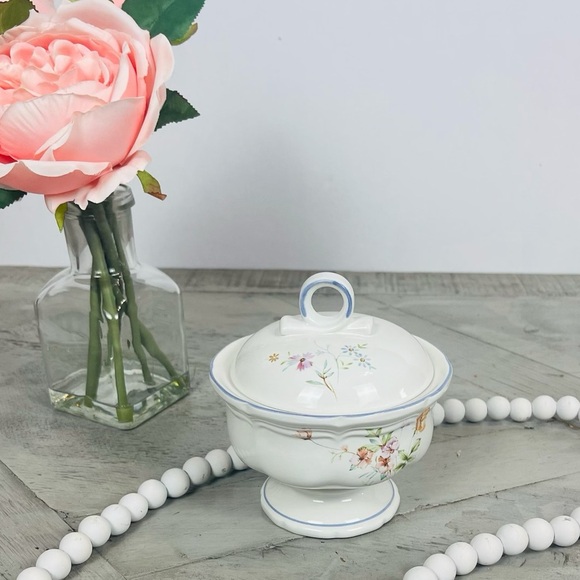 Mikasa Blue Bouquet F 9004 Lidded Sugar Bowlmade - Picture 2 of 7